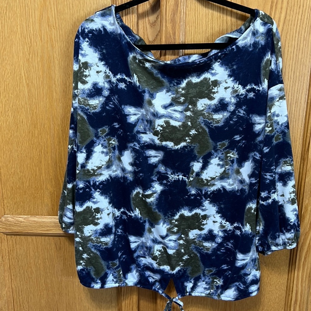 Woman’s 3/4 sleeve shirt